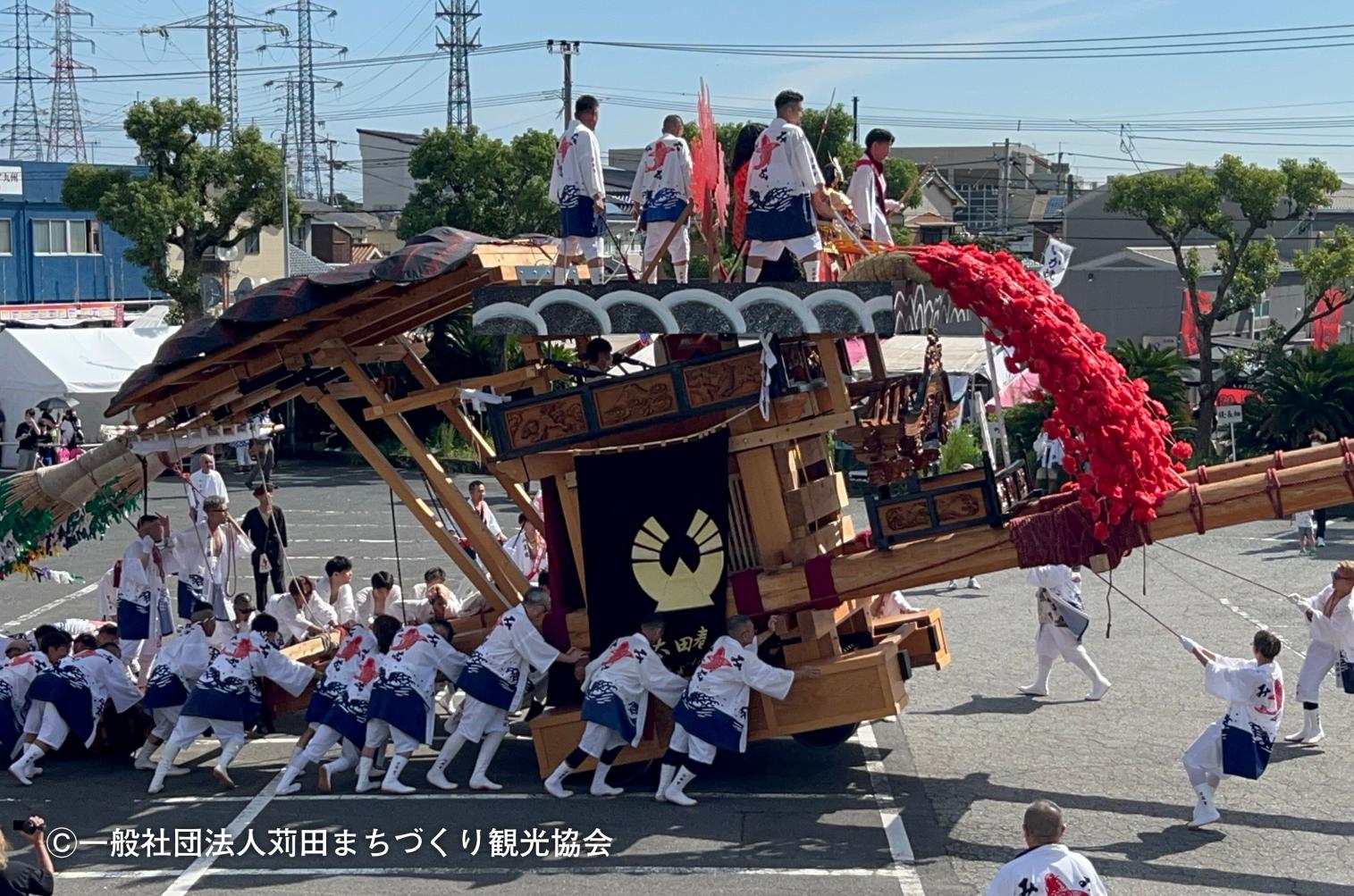 苅田山笠