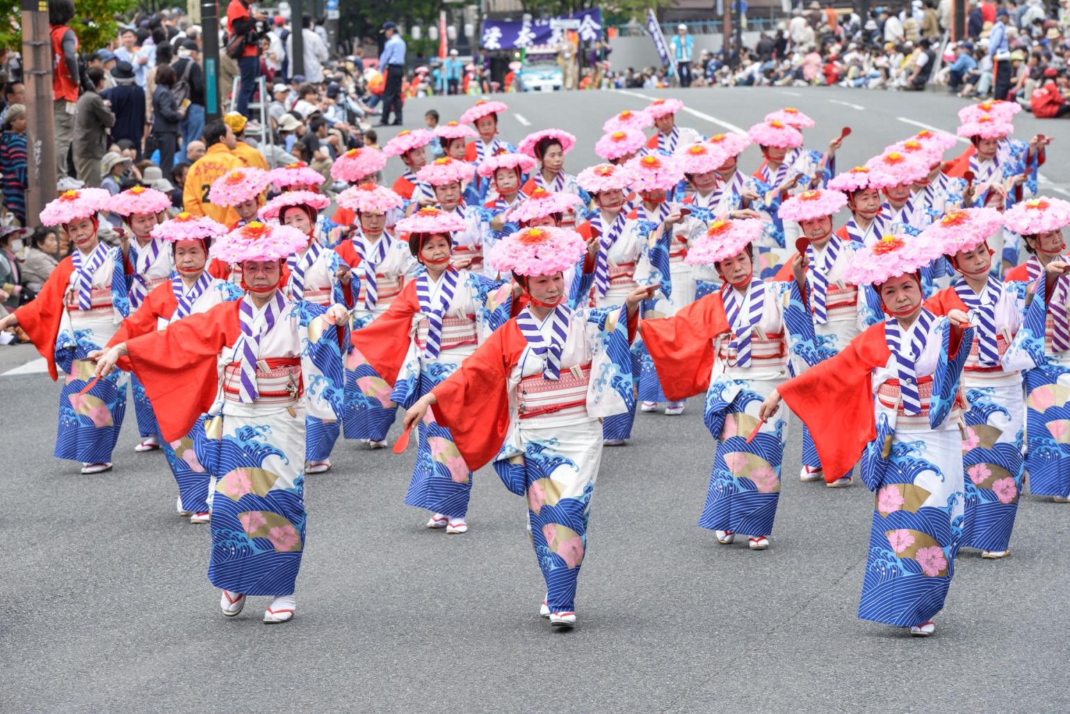 博多どんたく港まつり