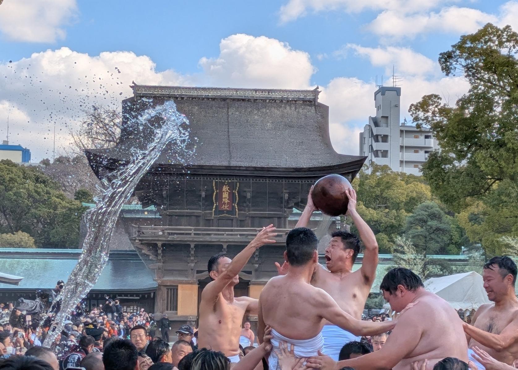 【筥崎宮】玉取祭（玉せせり）