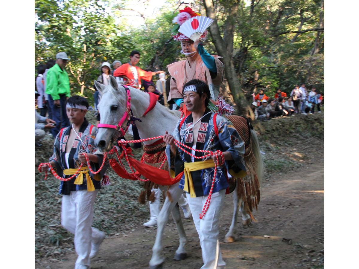 瀬門神社 馬駈神事