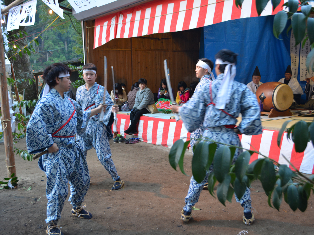 花祭 (東栄町 河内)