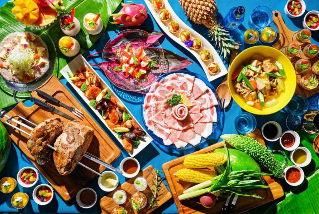 南国の太陽と自然が育んだ色彩のDINNER BUFFET
