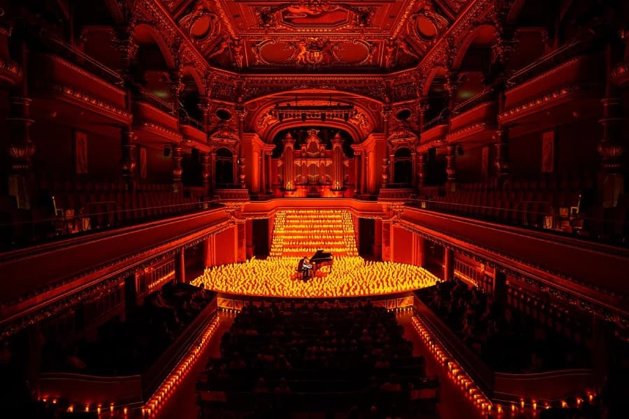 Candlelight Concert: A Collection of Great Love Songs